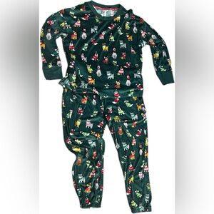 Festive Green Pajama Set for Women